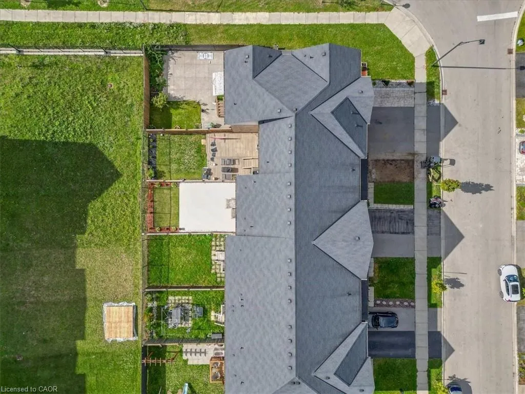 94 Crafter Crescent