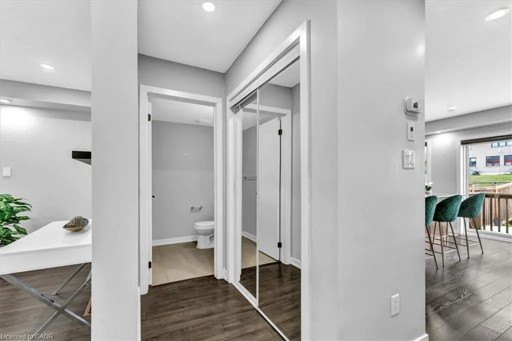 94 Crafter Crescent