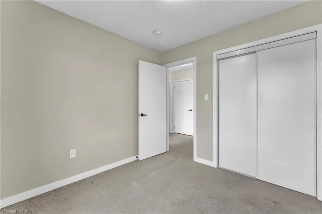 94 Crafter Crescent