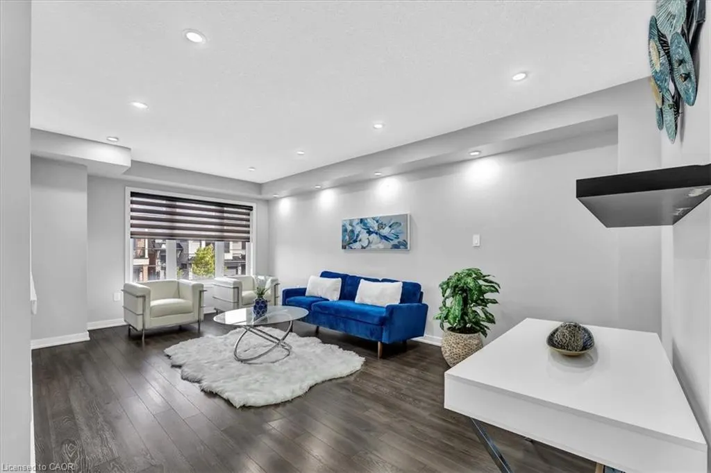 94 Crafter Crescent