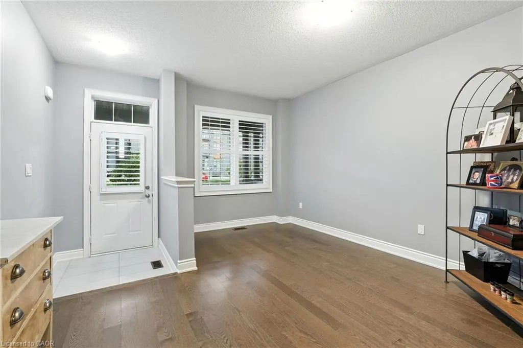 29 Riverwalk Drive