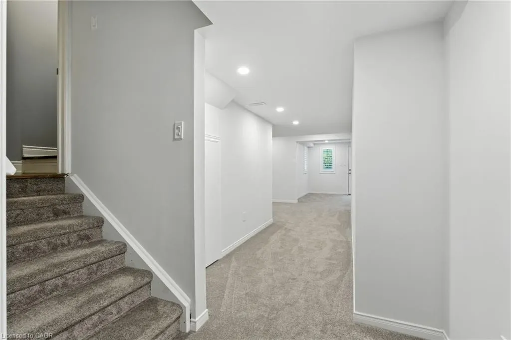 29 Riverwalk Drive