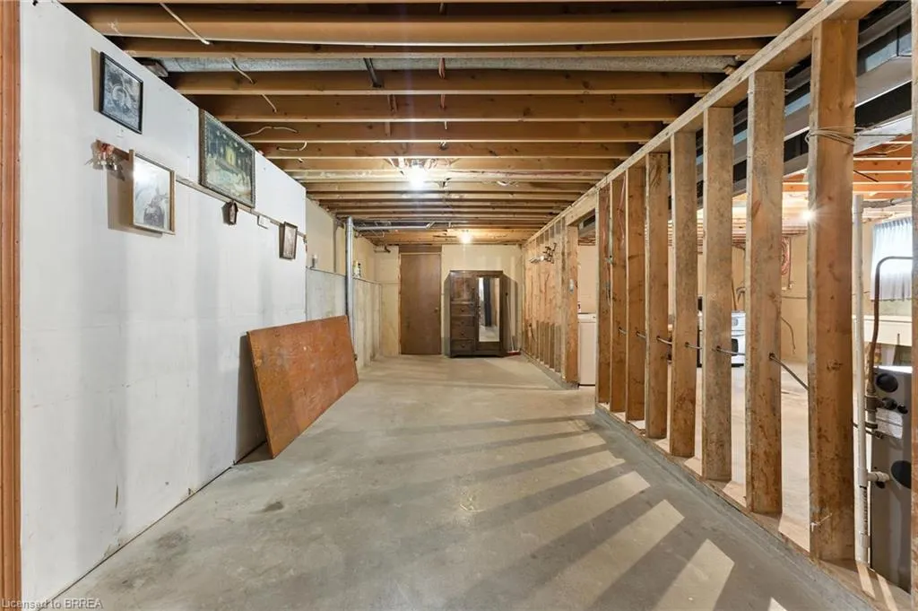 77 Glenwood Drive
