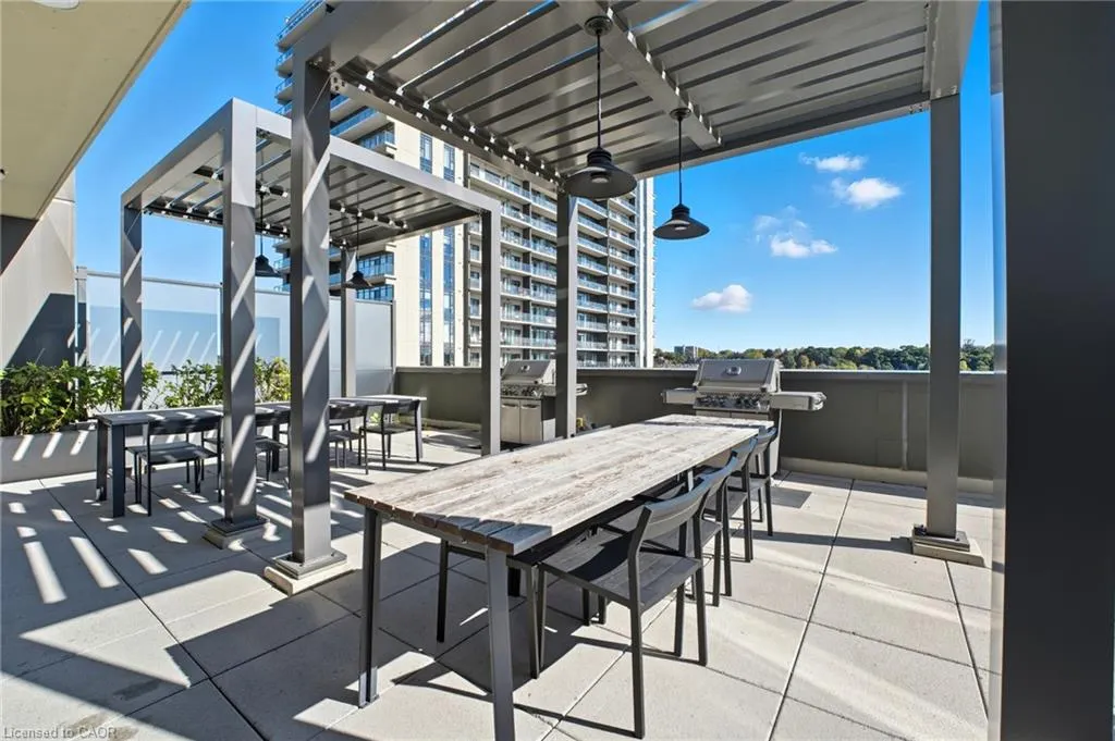 15 Glebe Street, #1410