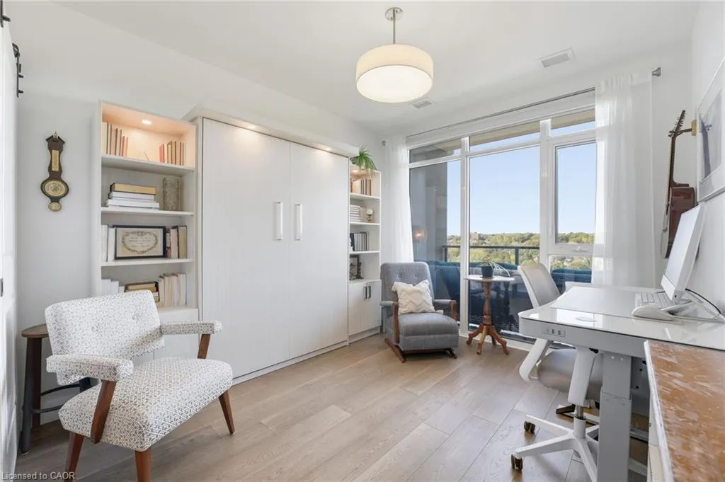 15 Glebe Street, #1410