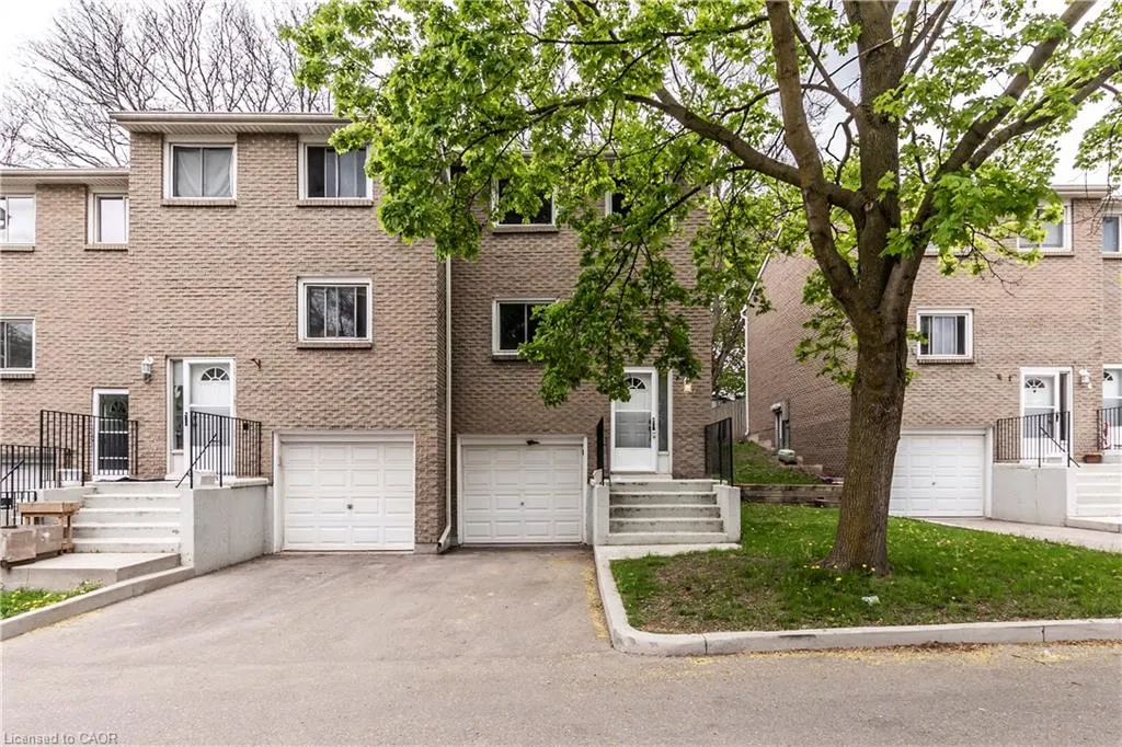 121 Morgan Avenue, #7