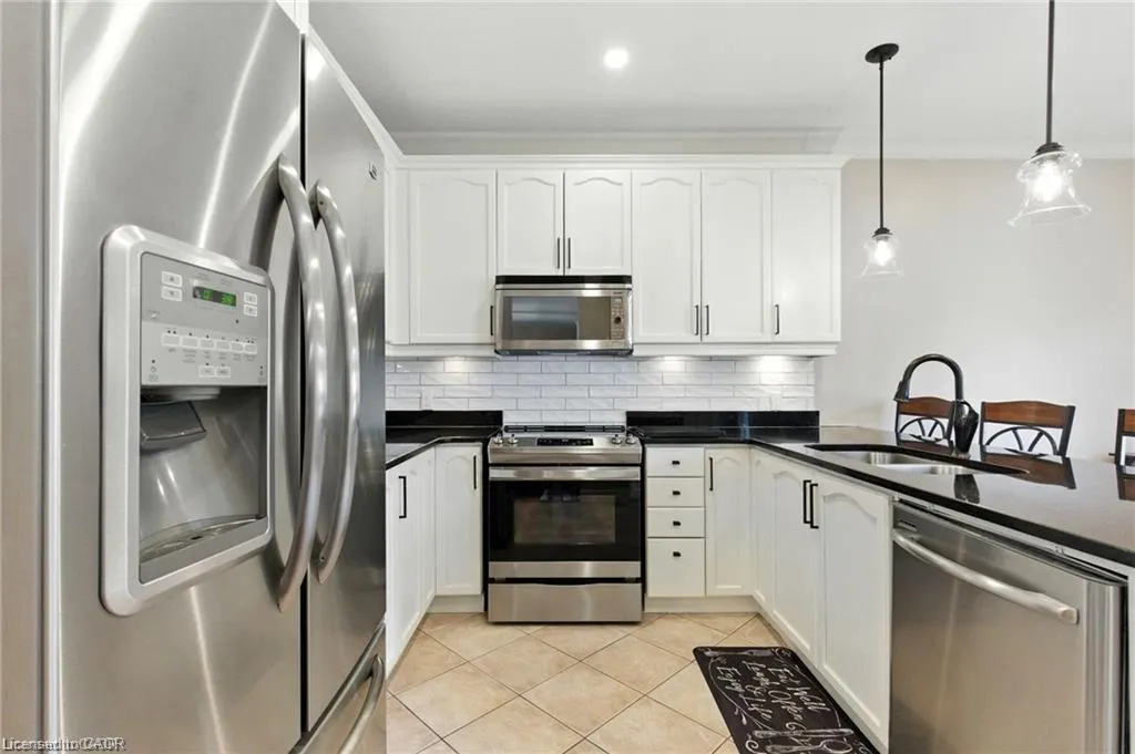 11 Silverspring Crescent