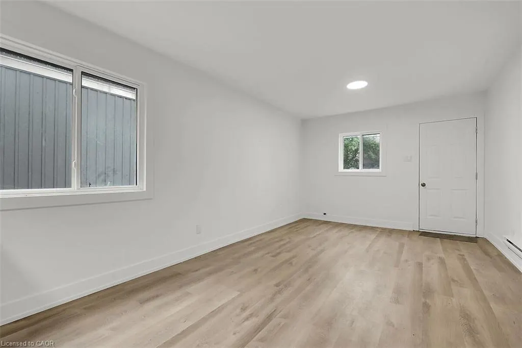 34 Rykert Street