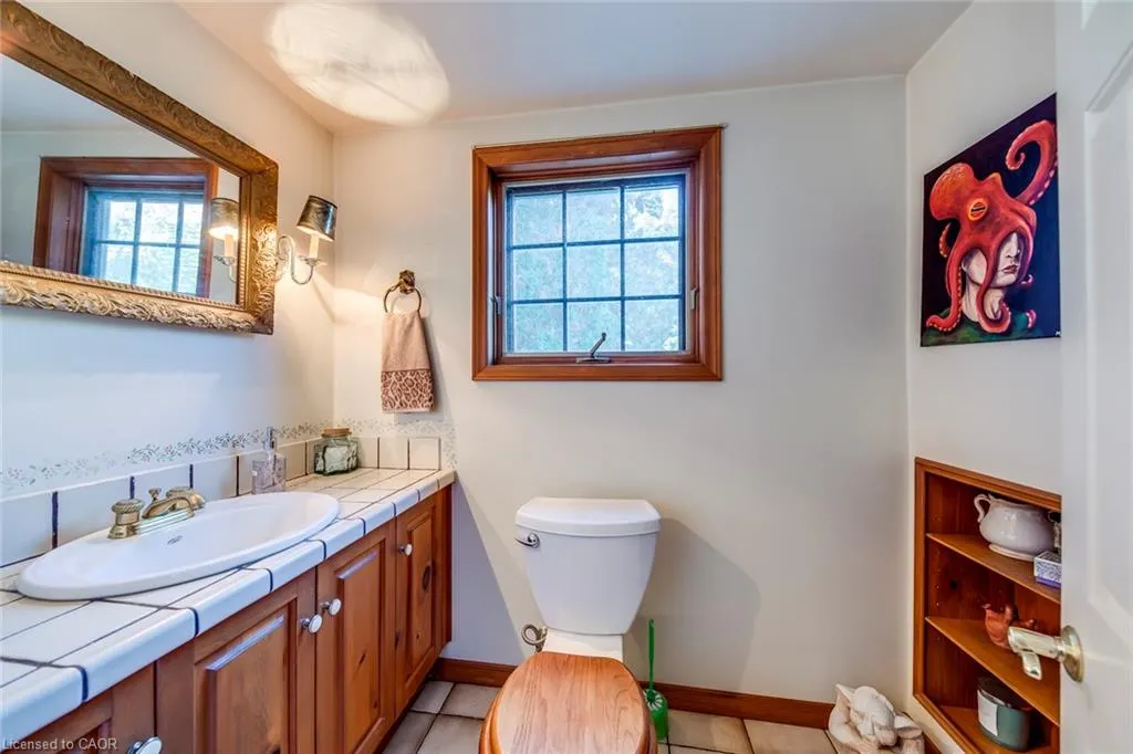 4447 Lakeshore Road