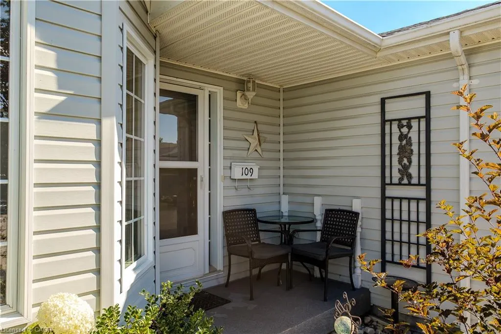 109 Emerald Court