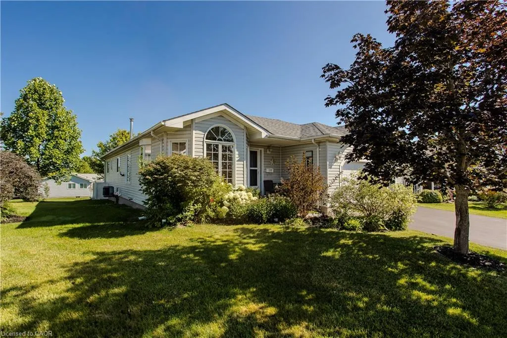 109 Emerald Court