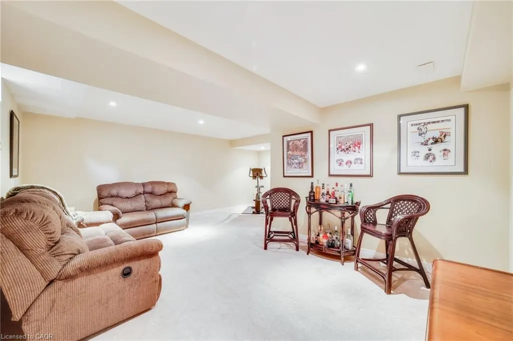 4005 Alexan Crescent