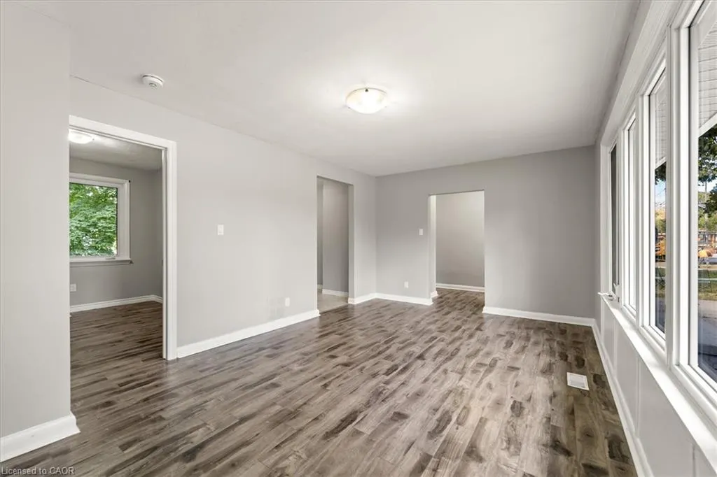 188 St Vincent Street, #MAIN