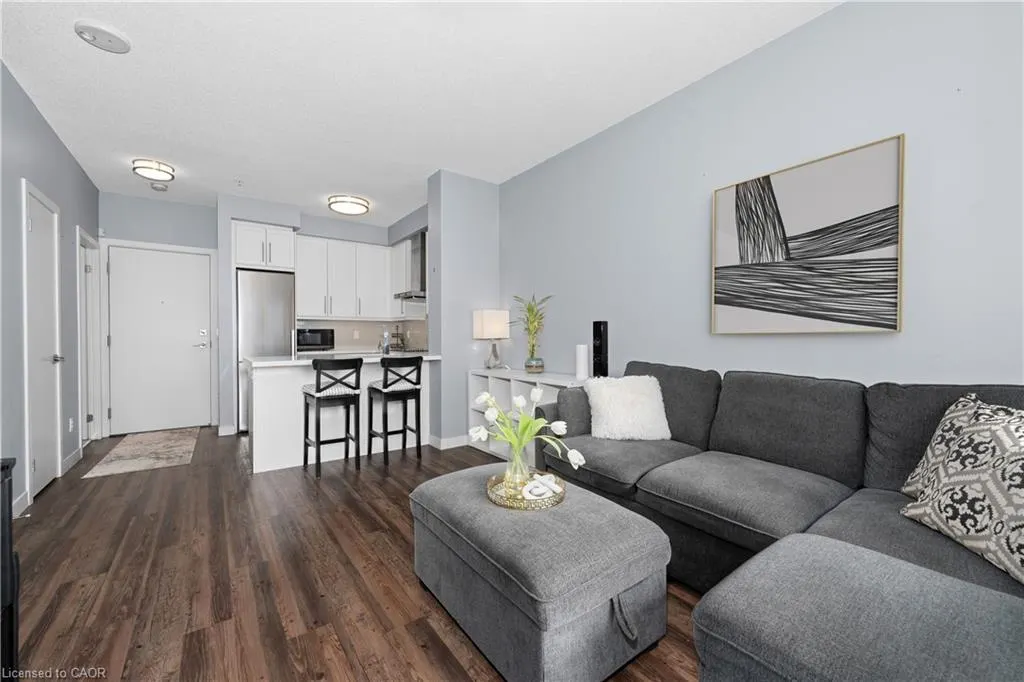 2087 Fairview Street, #906