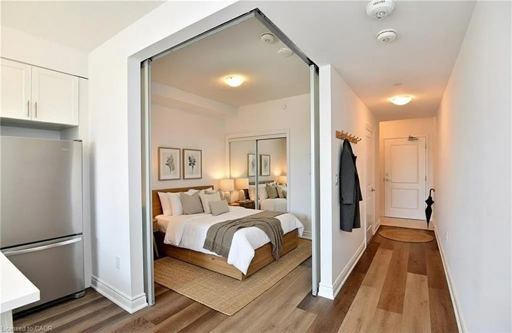 450 Dundas Street E, #612