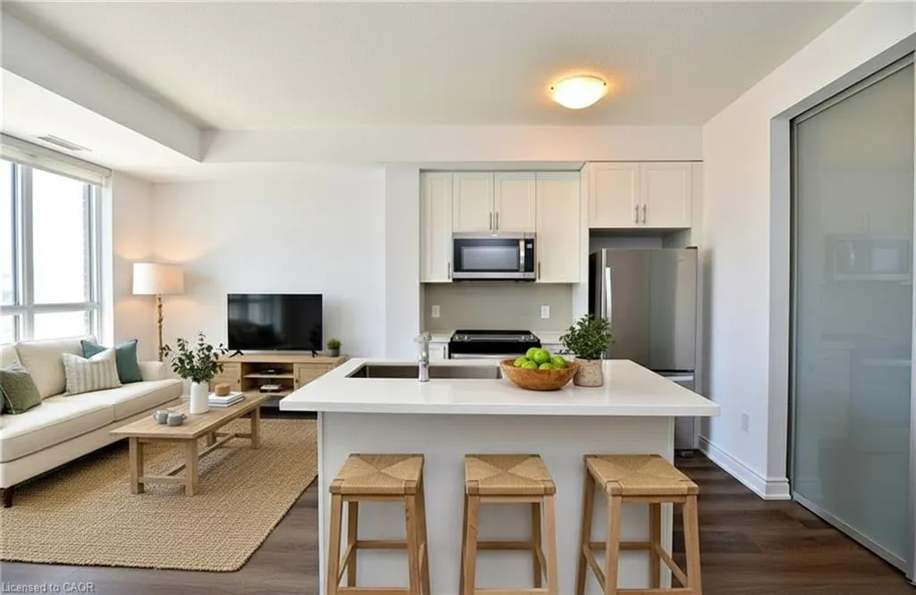 450 Dundas Street E, #612