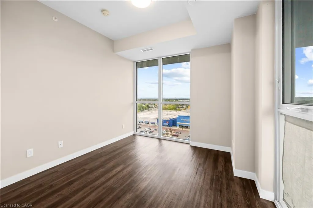 2081 Fairview Street, #1008