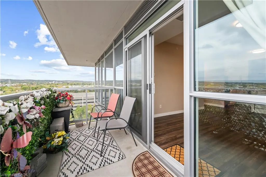2081 Fairview Street, #1008