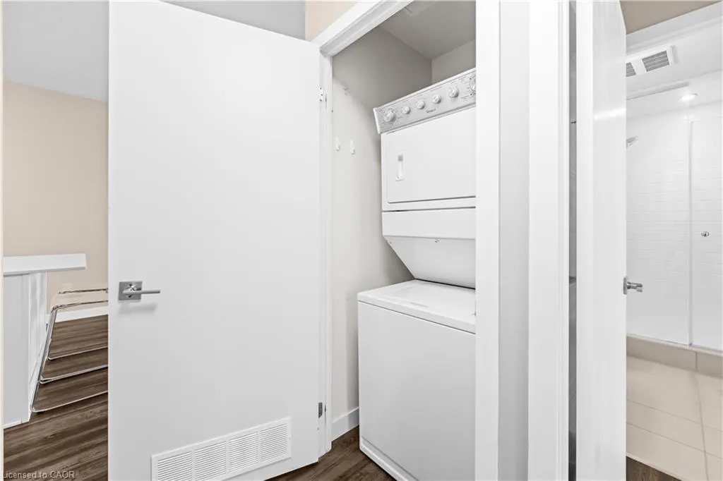 2081 Fairview Street, #1008