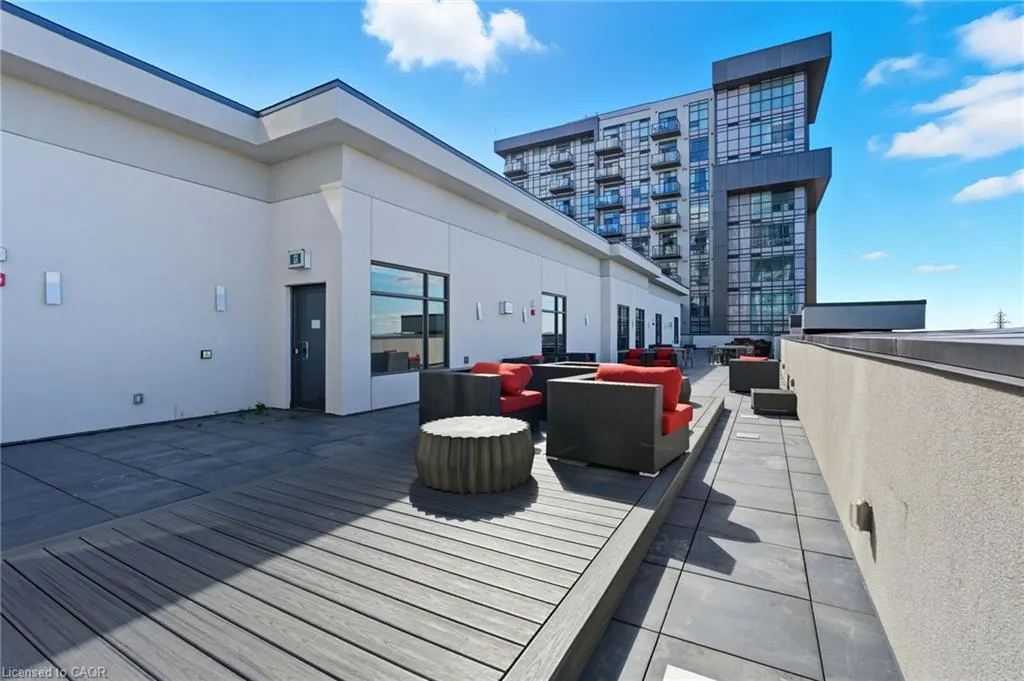 450 Dundas Street E, #102