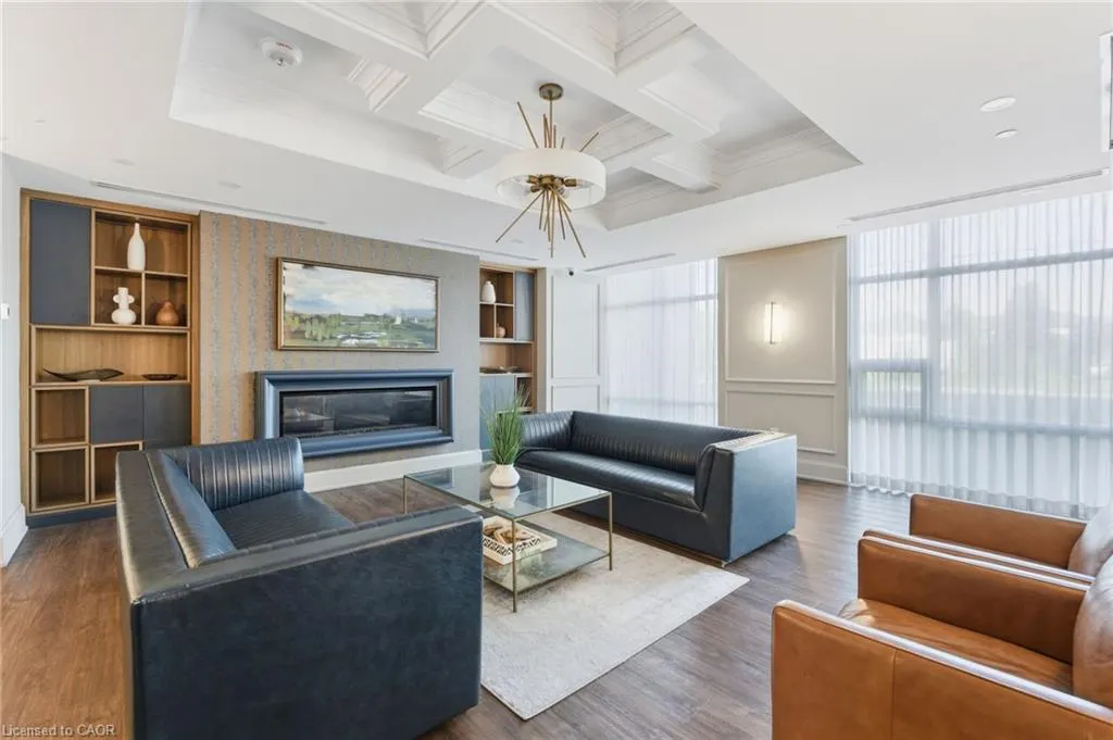450 Dundas Street E, #102