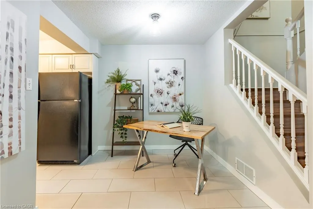 229 Baker Street, #17