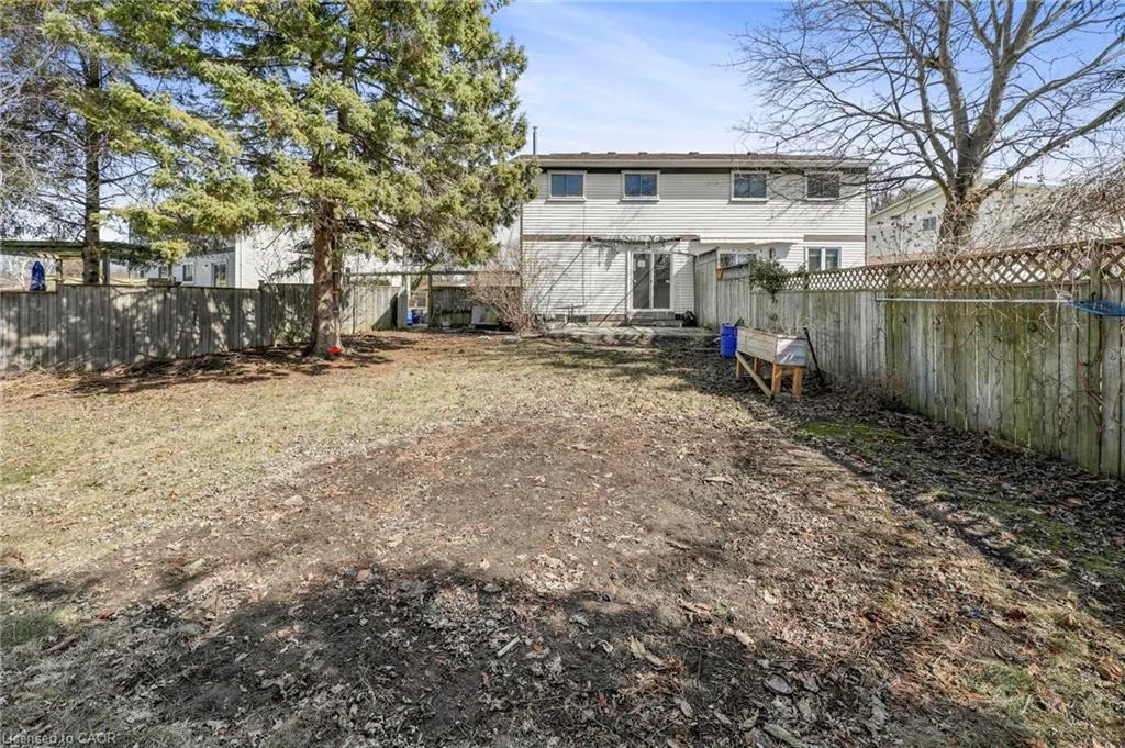 17 Maplestone Avenue