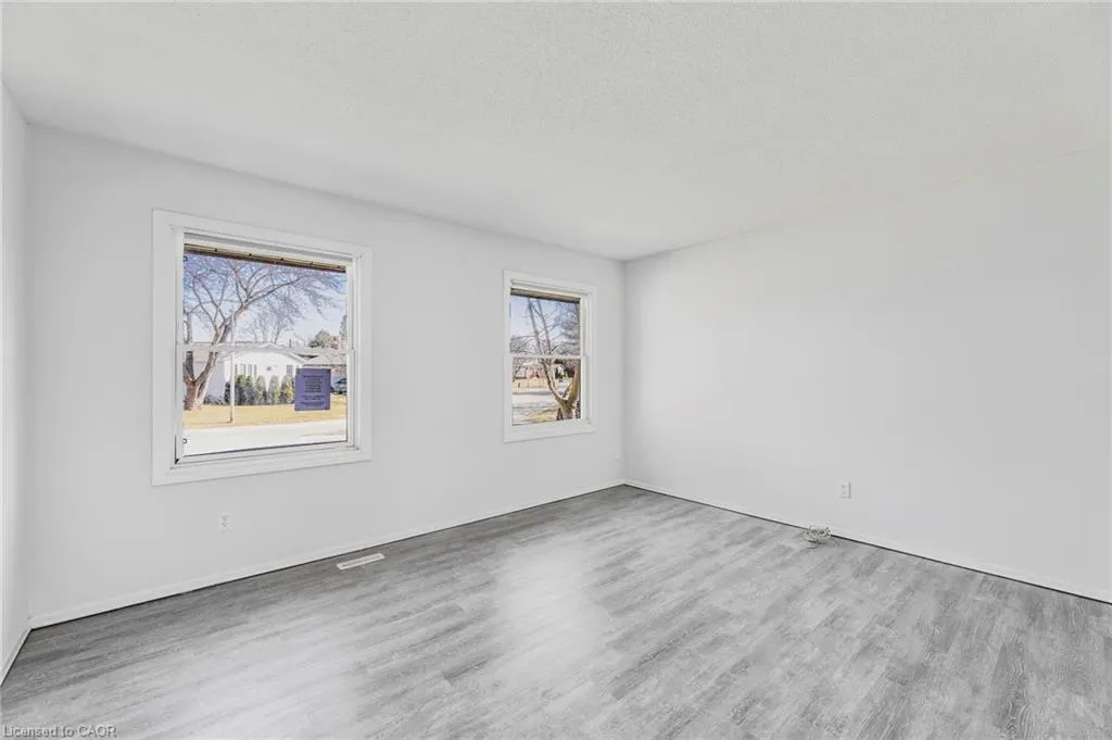 17 Maplestone Avenue