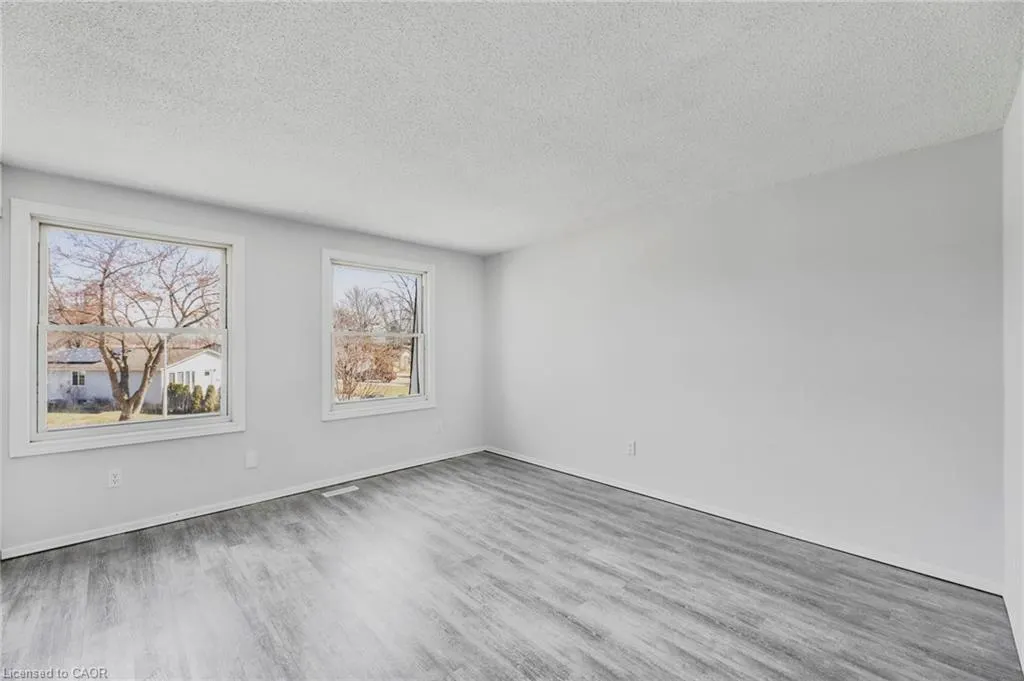 17 Maplestone Avenue
