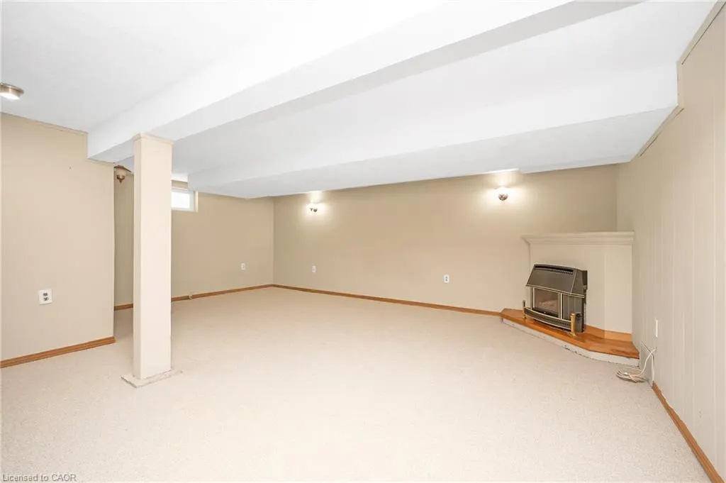 2067 Maplewood Drive
