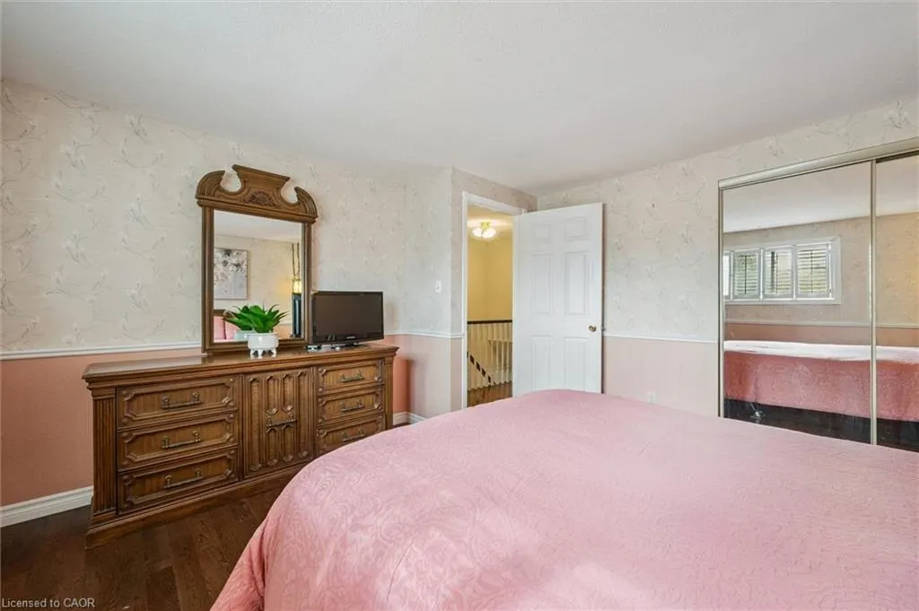 116 Erinbrook Drive