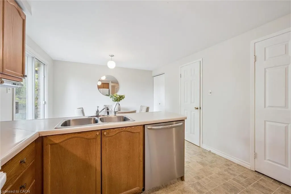 116 Erinbrook Drive