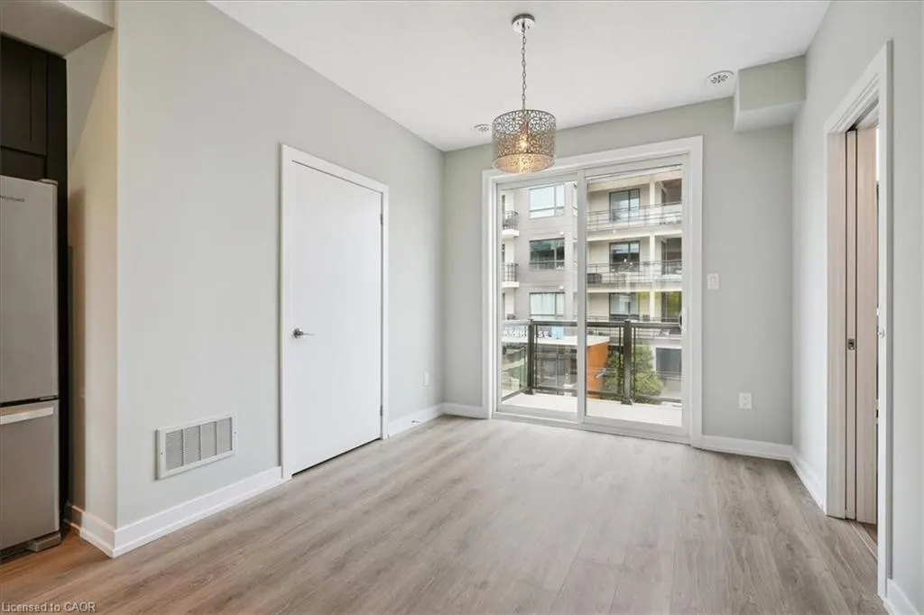 5 Esplanade Lane