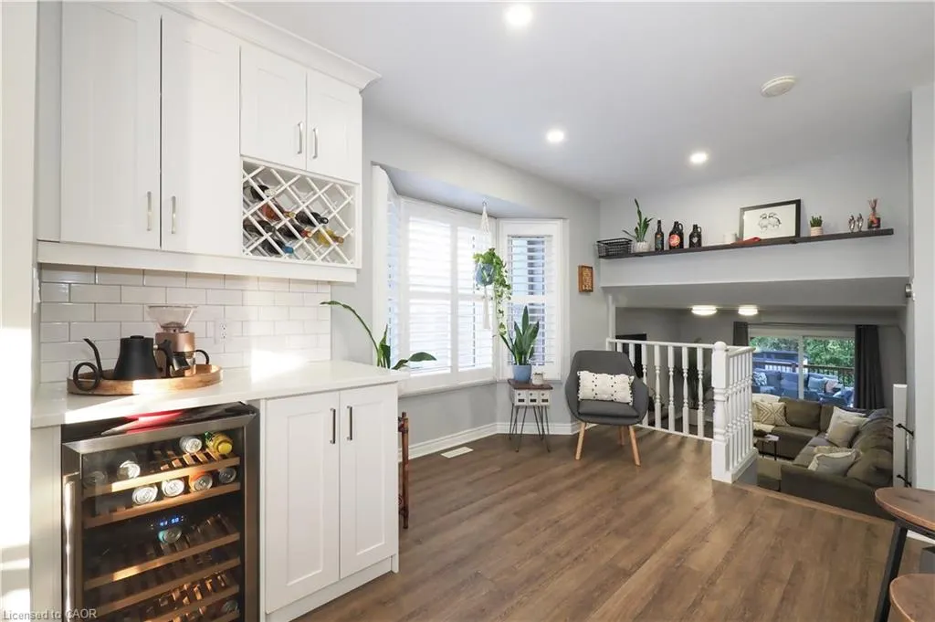 7 Caprice Court
