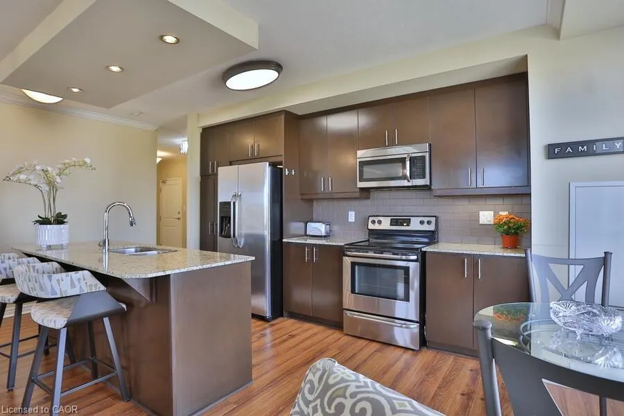 539 Belmont Avenue W, #608