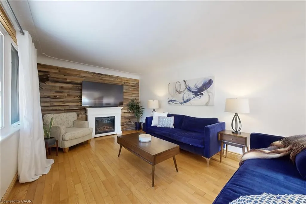 23 Sylvia Crescent