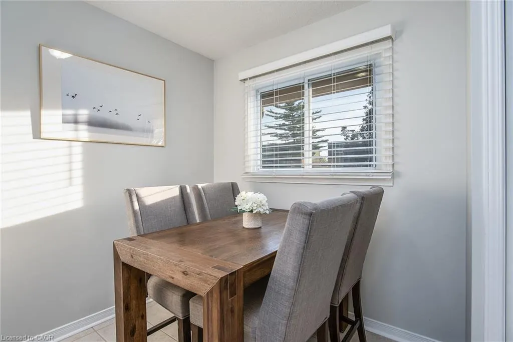 211 Veronica Drive, #11