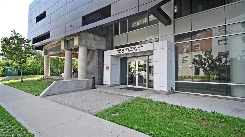158 King Street N, #8802