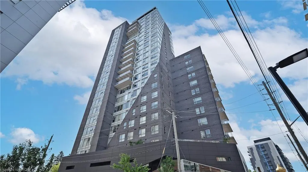 158 King Street N, #8802