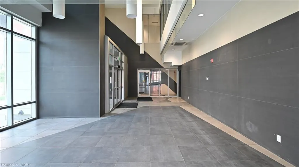 158 King Street N, #8802
