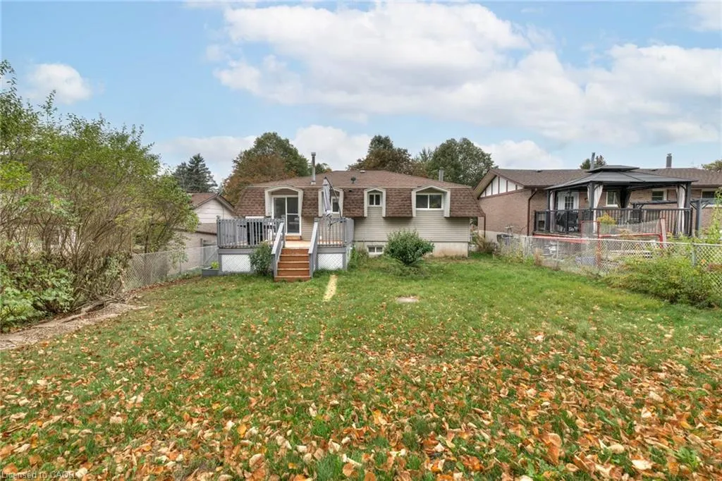 170 Wheatfield Crescent, #UPPER