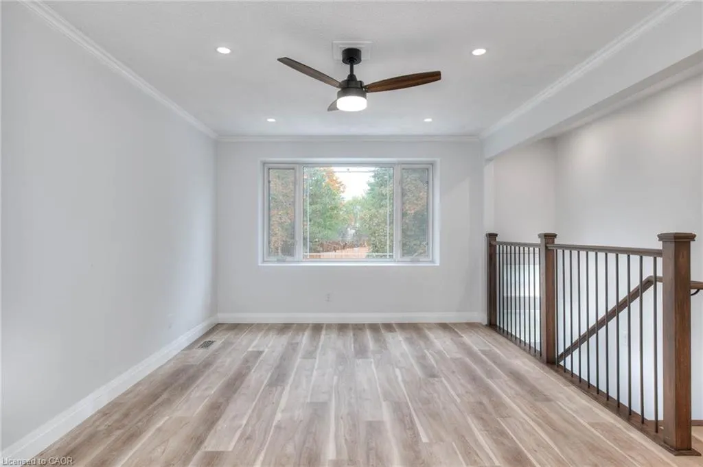 170 Wheatfield Crescent, #UPPER