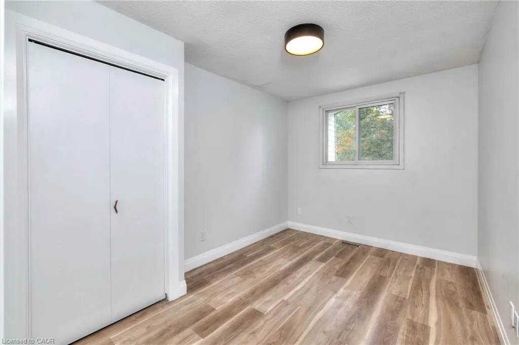 170 Wheatfield Crescent, #UPPER