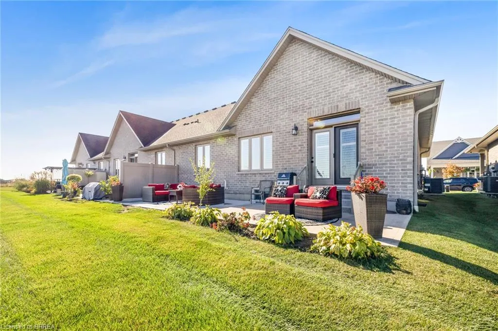 261 Schooner Drive