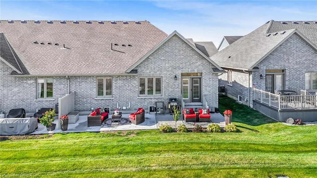 261 Schooner Drive