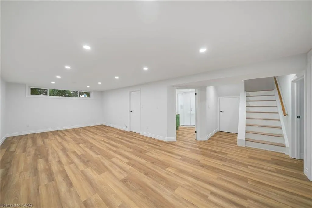 12 Geddes Street