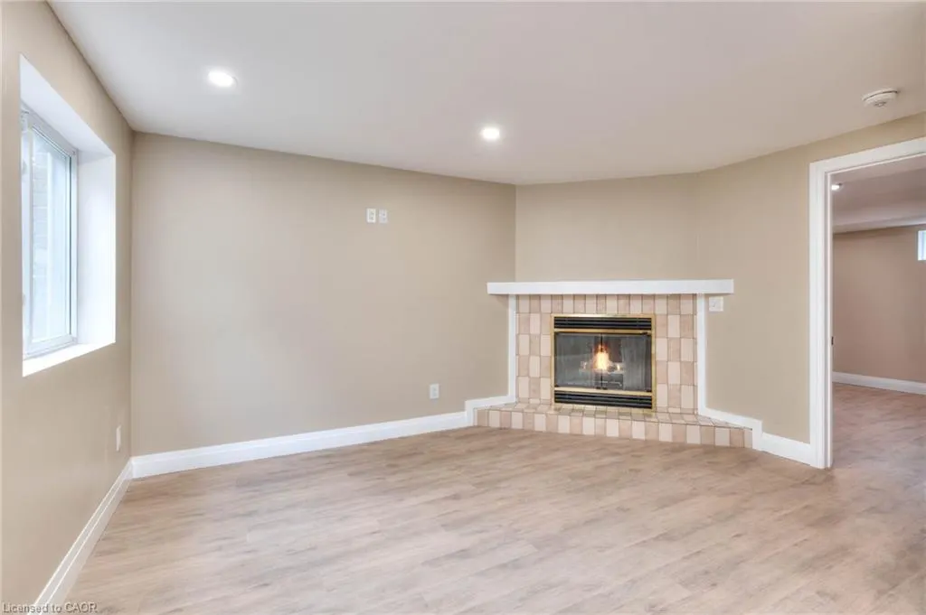 170 Wheatfield Crescent, #LOWER