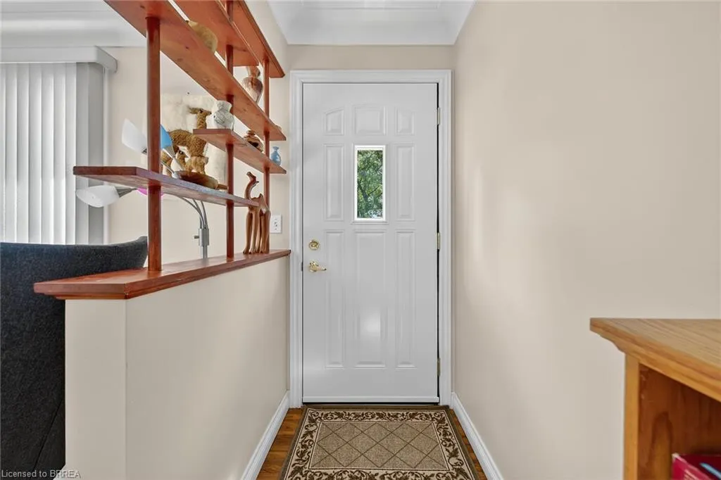 169 Governors Road E