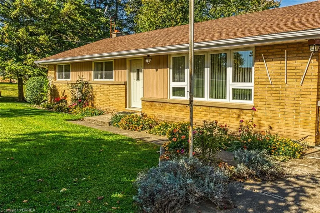 169 Governors Road E