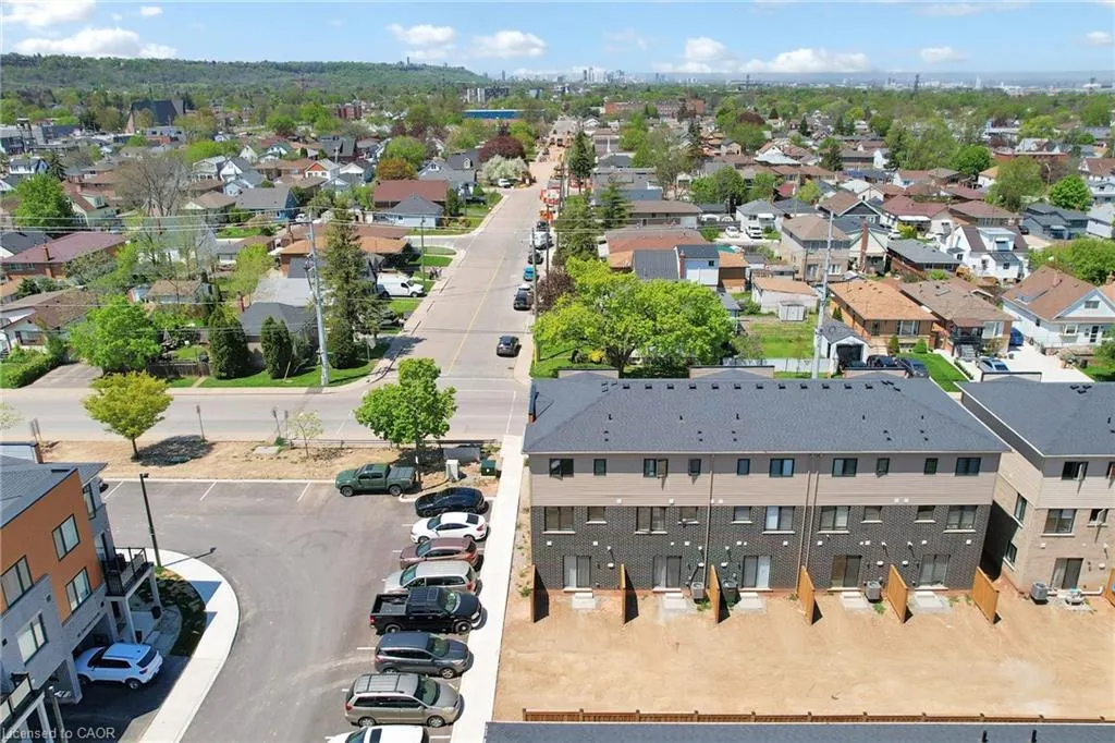 2 Reid Avenue North Avenue